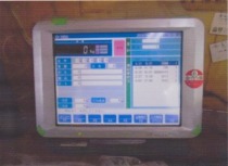 合格ステッカー貼付